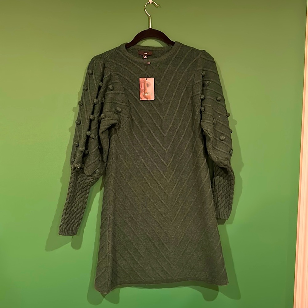 Fate brand sz M sweater dress In Forest Green